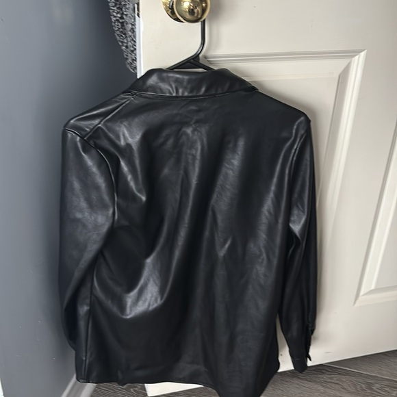 Lightweight Eilly Bazar Faux Leather Shacket (Shirt Jacket) | Women’s XS - Picture 3 of 3
